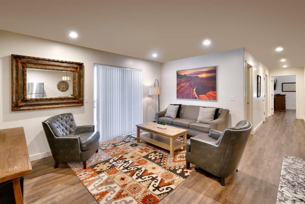5D New Redcliff Condo, Pool & Hot Tub Моаб Экстерьер фото